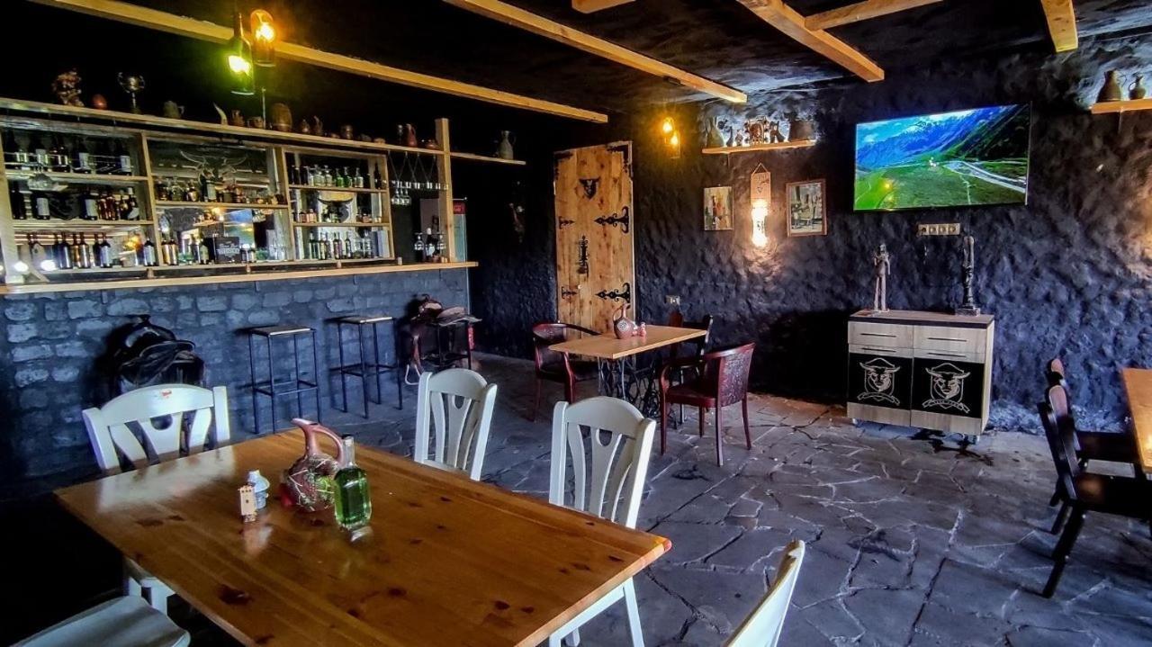 Green Flower Hotel Кутаїсі Екстер'єр фото